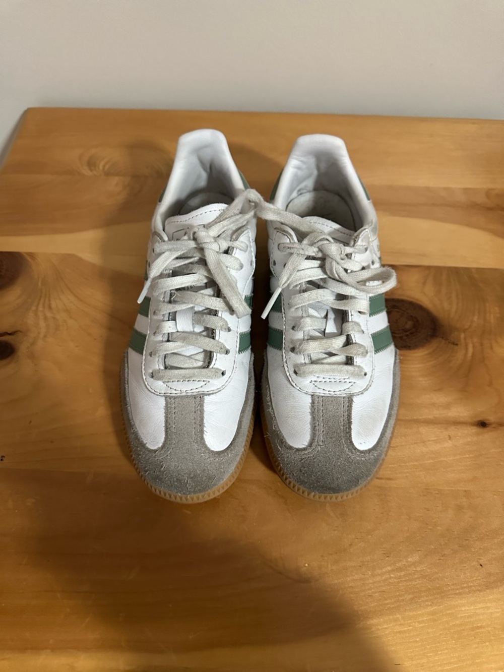 adidas Sambas - Picture 2 of 3